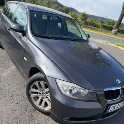 BMW Seria 3 320i Touring