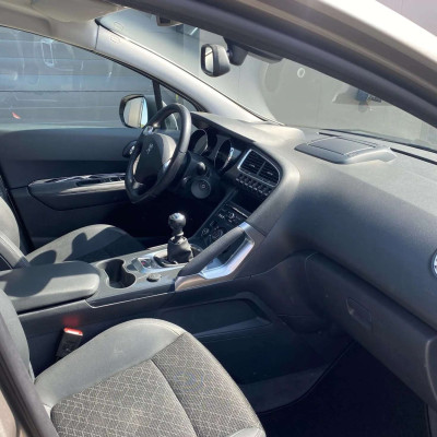Peugeot 3008 1.2 PureTech Allure Pack S&