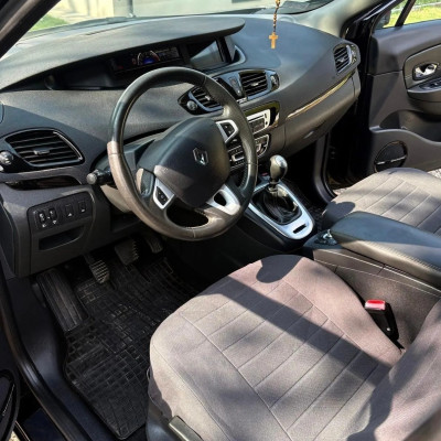 Renault Scenic 1.6dCi Energy Bose Editio