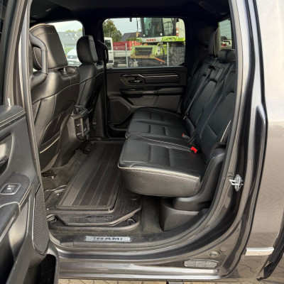 RAM 1500 Crew Cab Limited