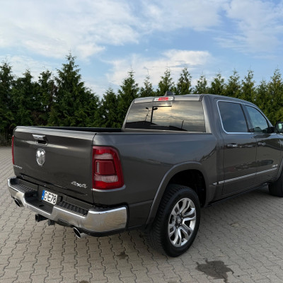 RAM 1500 Crew Cab Limited