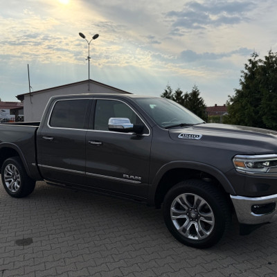 RAM 1500 Crew Cab Limited