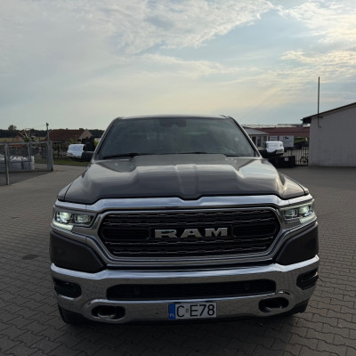 RAM 1500 Crew Cab Limited