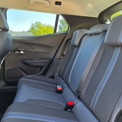Peugeot 2008 1.5 BlueHDi Allure S&S EAT8