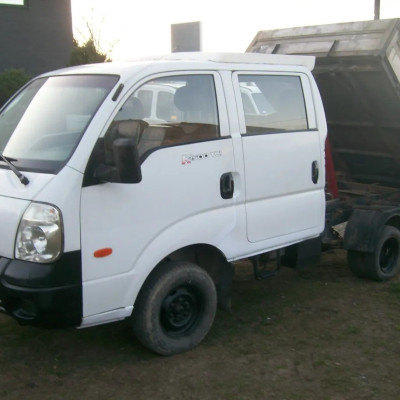 Kia Wywrotka, 6 osób, Doka