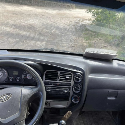 Kia 2500