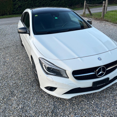 Mercedes-Benz CLA 220d 4MATIC