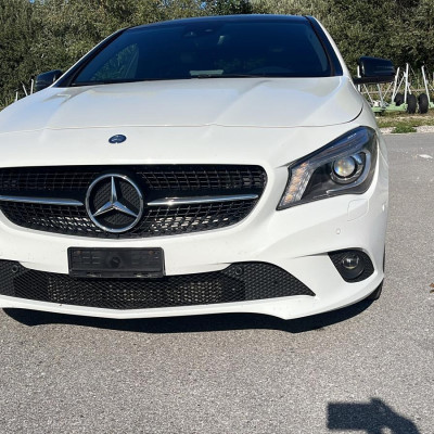 Mercedes-Benz CLA 220d 4MATIC