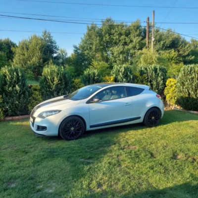 Renault Megane 3 Monaco GP 2.0T