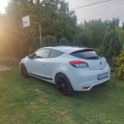 Renault Megane 3 Monaco GP 2.0T
