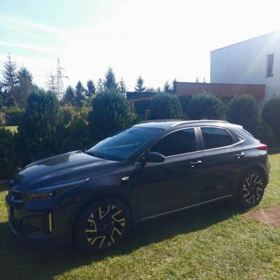 Kia X-Ceed
