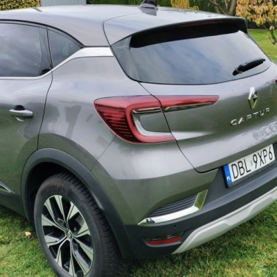 Renault Captur 2023r wersja techno