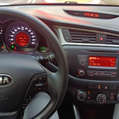 Kia Ceed II (2012 - 2018) 1.6, 2016 rok, 213t
