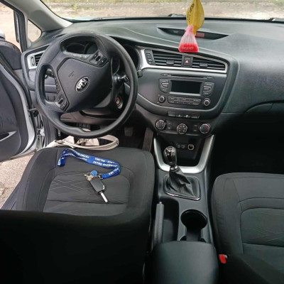 Kia Ceed II (2012 - 2018) 1.6, 2016 rok, 213t