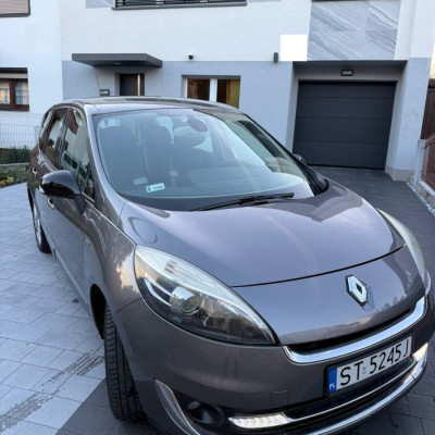 Renault Grand Scenic TCe 130 Bose - 7 osób