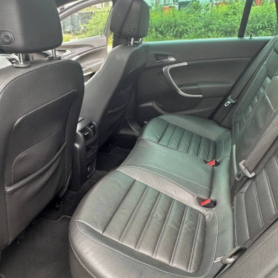 Opel Insignia 2.0 CDTI Sports Tourer Automati