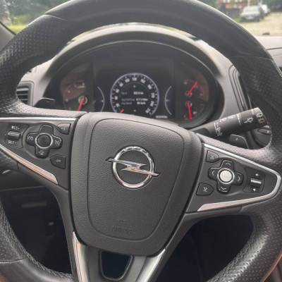 Opel Insignia 2.0 CDTI Sports Tourer Automati