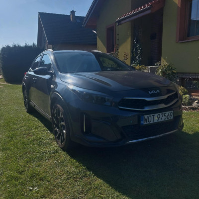 Kia X-Ceed