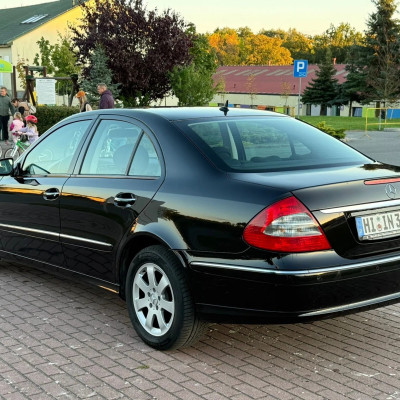 Mercedes-Benz Klasa E 200 Kompressor Automati