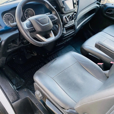 Iveco Daily 35C18 L5H3