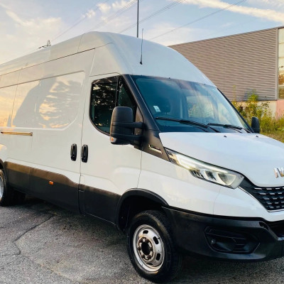 Iveco Daily 35C18 L5H3