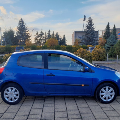 Renault Clio 1.4 16V Confort Privilege