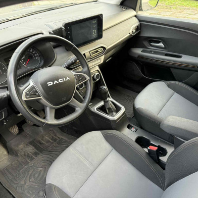 Cesja leasingu Dacia Jogger Extreme ECO-G 100