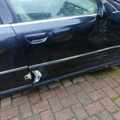 Audi A8 D3 powypadkowe