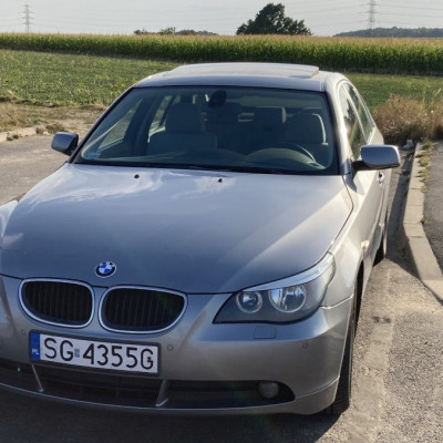 BMW Seria 5 E60 Sedan benzyna 2.2i 170KM 2003