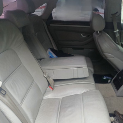 Audi A8 D3 powypadkowe