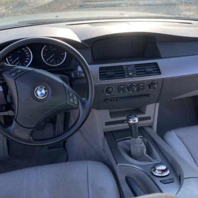 BMW Seria 5 E60 Sedan benzyna 2.2i 170KM 2003