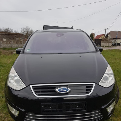 Ford Galaxy Platinum 2011 2.0 Benzyna 203koni