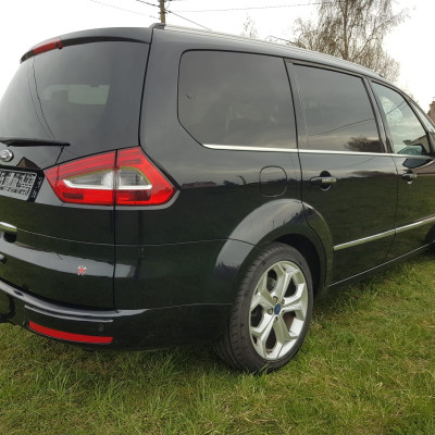 Ford Galaxy Platinum 2011 2.0 Benzyna 203koni