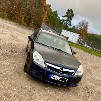Opel Signum 1.9 CDTI 150KM 2006 Czarna Perła