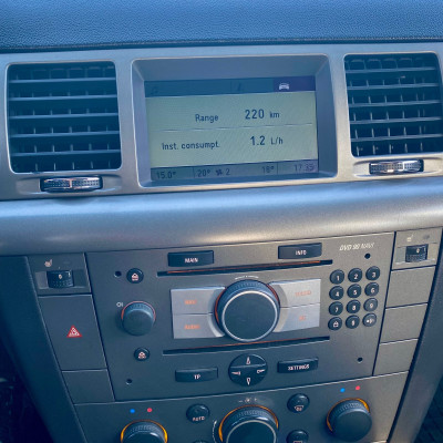 Opel Signum 1.9 CDTI 150KM 2006 Czarna Perła