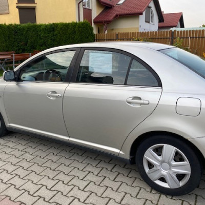 Toyota Avensis 1.6 Polski Salon 2003