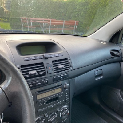 Toyota Avensis 1.6 Polski Salon 2003