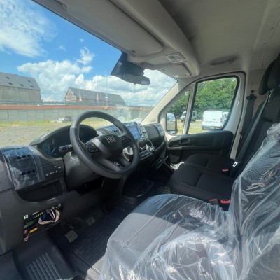 Fiat Ducato DOKA 2.2D 140KM,Skrzynia 3.0m+HAK