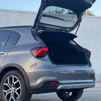 Fiat TIPO Hatchback 1.0 100 KM Cross - DEMO!