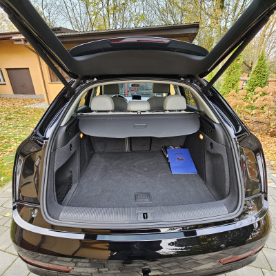 Audi Q3 211 koni automat 4x4 hak garażowany