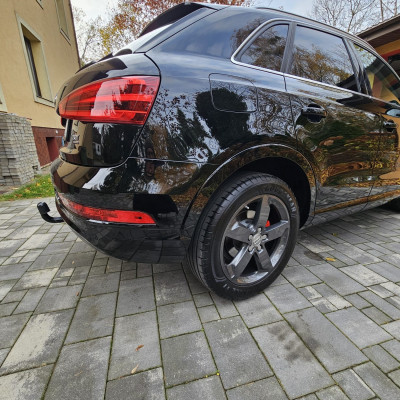 Audi Q3 211 koni automat 4x4 hak garażowany
