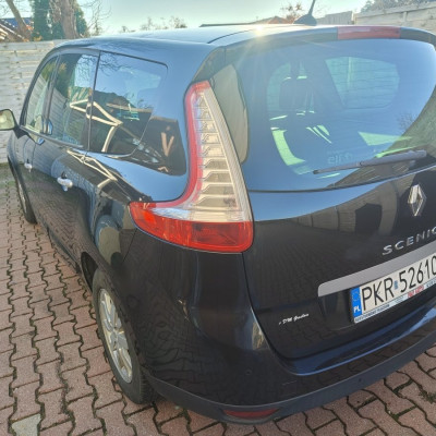 Renault Scenic 1.9 Dci 130 KM, Navi, czujniki