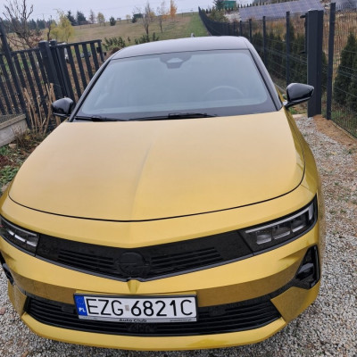 Opel Astra L 1.6 PHEV, Rok 2023, Gwaranc