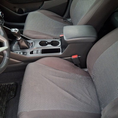 Sprzedam Hyundai Tuscon 1.6 1 Benzyna