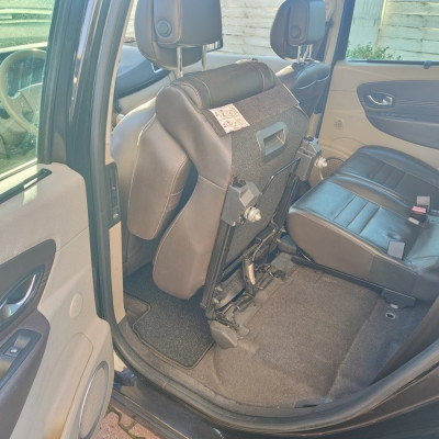 Renault Scenic 1.9 Dci 130 KM, Navi, czujniki