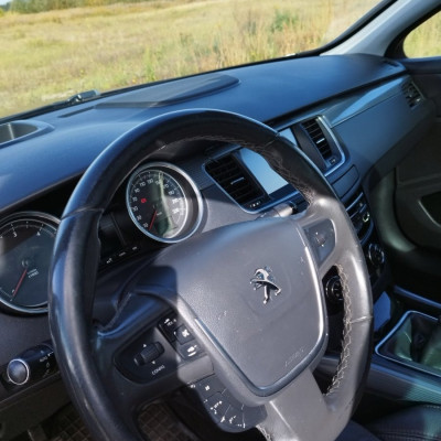 Peugeot 508 2.0 diesel 2017 rok