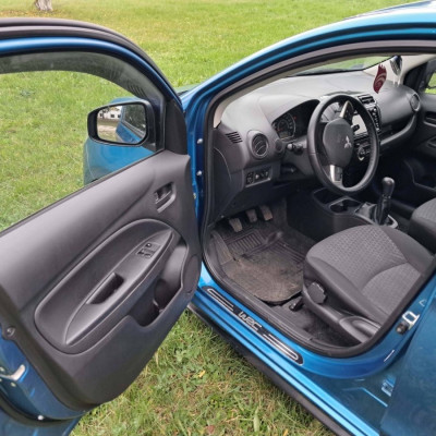 Mitsubishi Space Star, rok 2013, niski przebi