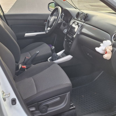 Sprzedam Suzuki Vitara 1.6 Premium 4WD