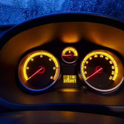 Witam, mam do sprzedania Opel Corsa D 1.3 CDT