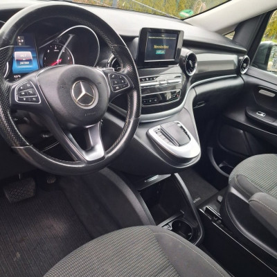 Sprzedam mercedes klasa v250 long 7 osob